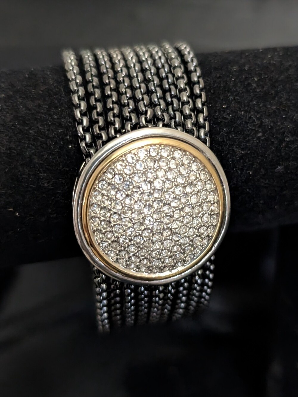 #47. NWOT Spectacular  Bracelet Black & Gold With Crystals Center